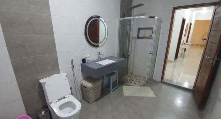 VENDO CASA DE LUXO EM KUMBEZA