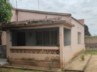 Casa t2 em kumbeza proximo a 5mil casas